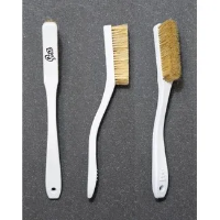 Grit Climbing Brush - white