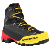 La Sportiva Aequilibrium LT GTX in Black / Yellow