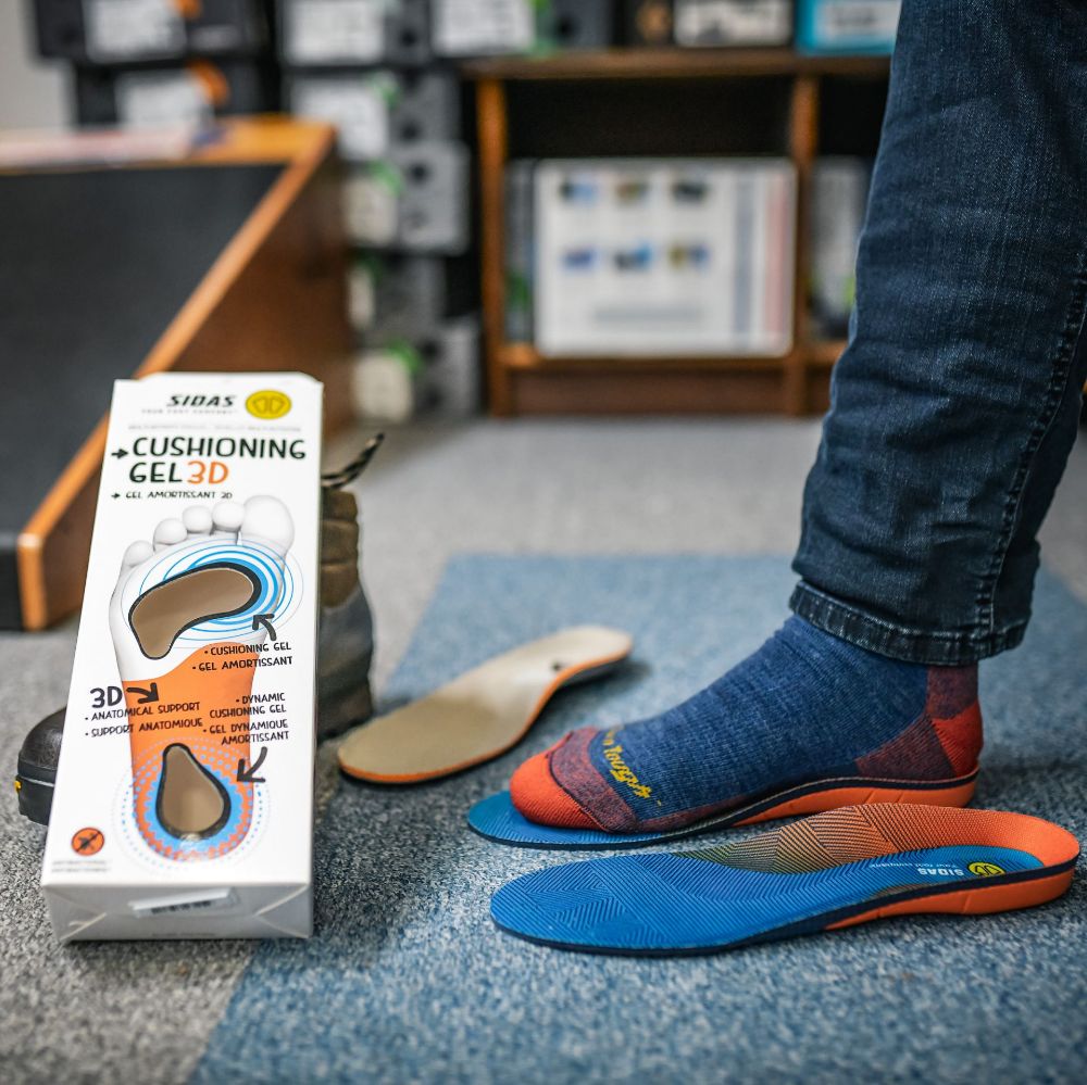 Footbed, insoles and orthotics fitting service